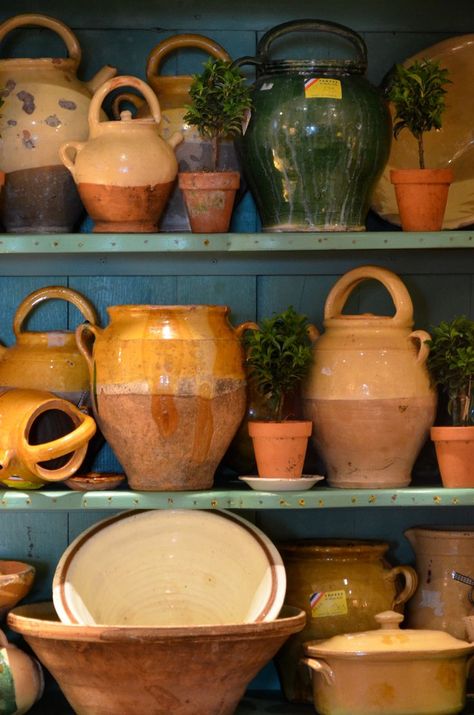 love the color of the cabinet and contrasting mustard...pretty way to bring color into a room Olive Jar, Kitchen Decorations, French Pottery, French Country Design, Country French, Mexican Pottery, Tuscan Style, Country Design, French Country Style