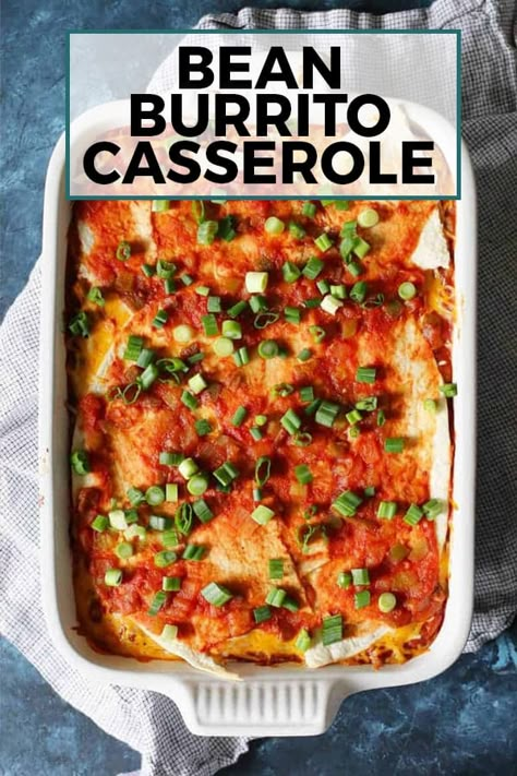 This bean burrito casserole is the perfect weeknight vegetarian freezer meal. Pull the casserole dish out of the freezer and defrost it during the day. Pop it in the oven after work and have dinner on the table in just 30 minutes! Vegetarian Oven Meals, Bean Burrito Casserole, Oven Bakes, Vegetarian Freezer Meals, Vegetarian Burrito, Steak Casserole, Dinner Board, Veg Meals, Burrito Casserole