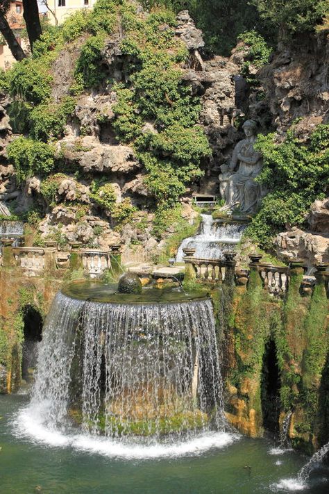 Villa Deste, Tivoli Italy, Italy Villa, Tivoli Gardens, Waterfall Fountain, Most Beautiful Gardens, Italian Garden, Italy Aesthetic, Garden Fountains