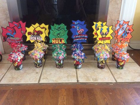 Avengers Centerpieces, Marvel Baby Shower, Diy Avengers, Avengers Theme Birthday, Teen Titans Birthday Party, Avengers Party Decorations, Avengers Birthday Party Decorations, Marvel Birthday Party, Superhero Baby Shower