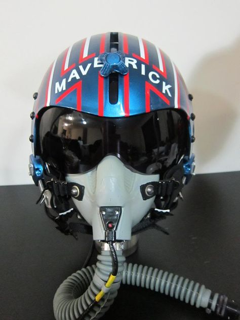 Replica of Maverick's Helmet Maverick Helmet, Flight Helmet, Jet Helmet, Photo Avion, Jet Fighter Pilot, Helmet Concept, F14 Tomcat, F-14 Tomcat, Fighter Pilot