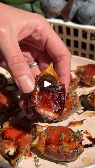 Figs Appetizer Recipes, Figs In A Blanket, Goat Cheese Prosciutto, Herb Goat Cheese, Honey Balsamic Glaze, Crowded Kitchen, Pepper Recipe, Baked Bean Recipes, Honey Balsamic