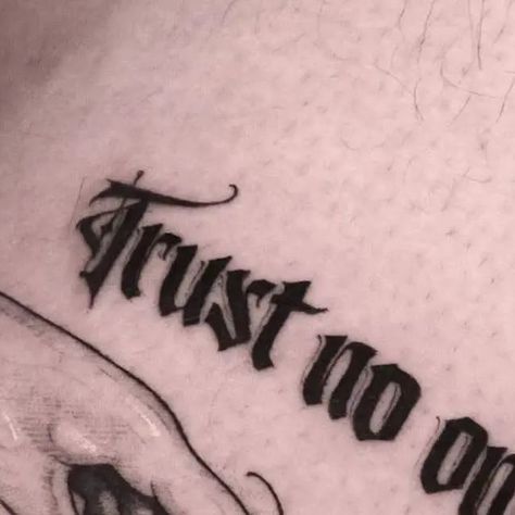 artist || black white || tattoo on Instagram: ""Trust no one" what do you think? 💬 Done by @tatuagem.pedro Follow @bwtattooartd for more beautiful artworks! ~~~~~~ For immediate feature/promotion DM No © Copyright infringement intended. Any issues? Please, contact us to fix it. #tattoo #tattooideas #tattoosketch #tattoostyle #inktattoo #tattoodesign #tattooartist #blackwork #blackart #tattooblack #tattooart #blacktattoos #blacktattoos #blackworktattoos #darkworktattoo #darktattoo #darktattoos Black White Tattoos, Sak Yant Tattoo, Trust No One, White Tattoo, Dark Tattoo, Tattoo Style, Tattoo Sketches, Black Tattoos, Black Art