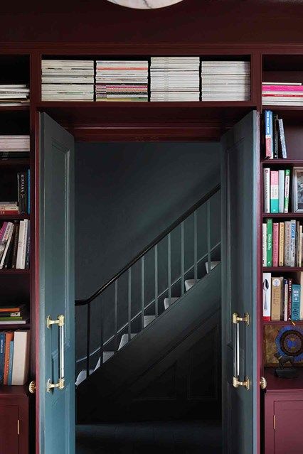 St Fiacre, Dark Hallway Ideas, Dark Staircase, Terrace Interior, Tiled Staircase, Timeless Paint Colors, Hallway Paint, Dark Hallway, Dark Living Rooms