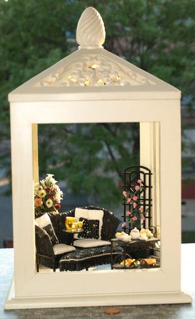 Itty Bitty Adventures: Miniature Monday: Black Wicker Black Wicker, Wicker Bedroom, Wicker Headboard, Lantern Ideas, Wicker Decor, Miniature Rooms, Christmas Lanterns, Fairy Garden Diy, Miniatures Tutorials