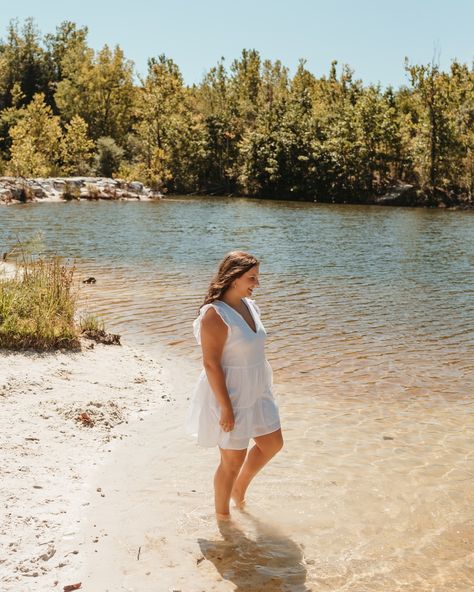 Aubrey | Washington Class of ‘25 💙 Aubrey’s senior session was so much fun. I love when my clients are down to splash around in the water 🙌🏼 Also, she’s GORGEOUS. If you want fun, unique senior photos that show off your personality, let’s chat! I’d love to create a session that’s all about you. 🫶🏼 Unique Senior Photos, Senior Session, Senior Photos, Washington, I Love, Let It Be, Water