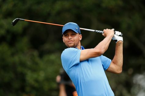 Masters 2019: Of course Steph Curry changed his Sunday schedule—even during the NBA Playoffs—to watch the final round of the Masters - Golf Digest Sports Predictions, Pro Golfers, Golf Academy, Nba Mvp, Jordan Spieth, Golf Digest, Pro Athletes, Golf Lessons, Steph Curry