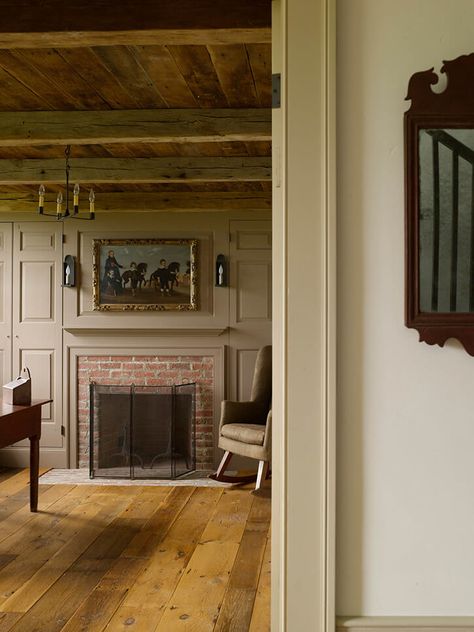 Cow Barn, Early American Homes, New England Colonial, Colonial Cottage, Timeless Interior Design, Interior Design Principles, Saltbox Houses, Colonial Interior, Timeless Interior