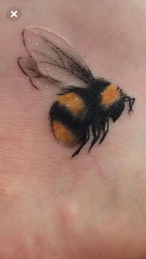 Small Tattoo Cluster, Honey Bee Hand Tattoo, Bee And Daisy Tattoo, Two Bees Tattoo, Bumble Bee Tattoo Flowers, Jumping Spider Tattoo, Honeybee Tattoo, Aura Tattoos, Hell Tattoo