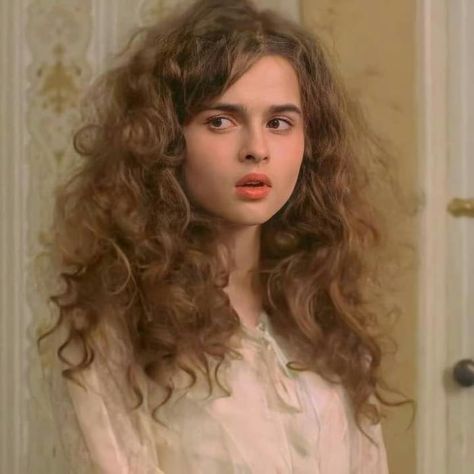 Young Helena Bonham Carter before meeting Tim Burton Young Helena Bonham Carter, Helena Bonham, Room With A View, Bonham Carter, Helena Bonham Carter, Long Curly Hair, Long Curly, Curly Hair, A Woman