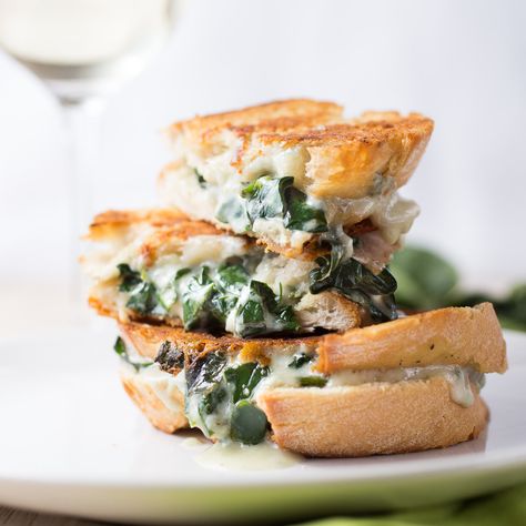 Gorgonzola and spinach grilled cheese sandwich Spinach Grilled Cheese, Ground Beef Grill, Gf Deserts, Grill Cheese, Toaster Oven Recipes, Healthy Cheese, Grill Cheese Sandwich Recipes, Gorgonzola Cheese, Ciabatta Bread