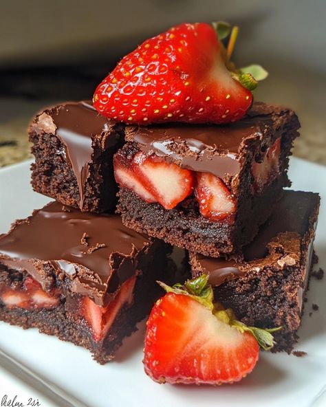 🍓 Chocolate Dipped Strawberry Brownies 🍓 Ingredients: - 1 cup unsalted butter, melted - 2 cups granulated sugar - 4 large eggs - 1 tablespoon vanilla extract - 1 cup all-purpose flour - 1 cup unsweetened cocoa powder - 1/2 teaspoon salt - 1 cup fresh strawberries, hulled and sliced - 1 cup semi-sweet chocolate chips - 1 tablespoon coconut oil (for melting chocolate) Instructions: 1. Preheat your oven to 350°F (175°C) and grease a 9x13-inch baking pan. 2. In a large bowl, combine the melted... Powdered Sugar Desserts, Deserts Aesthetic, Strawberry Chocolate Dessert, Trending Desserts, Different Desserts, Strawberry Brownie, Brownies Ingredients, Strawberry Brownies, Unsweetened Cocoa Powder