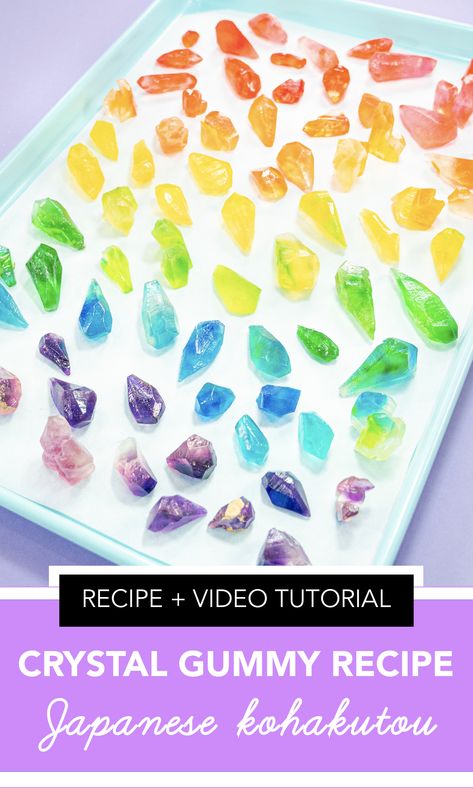 Geology Birthday Party Food, Edible Jelly Crystals, Crystal Candies Recipe, Diy Edible Crystals, Geode Birthday Party Ideas, Diy Candy Crystals, Rock Candy Cupcakes, Agar Agar Crystal Candy, Jello Crystal Candy