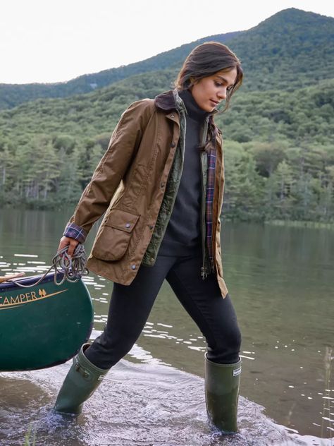 Women's Winter Lookbook | Orvis Country Style Wardrobe, Preppy Hunting Outfit, Fishing Outfits For Women Winter, Women’s Hiking Fashion, British Outdoor Fashion, English Country Woman Style, Riding Instructor Outfit, Woman Fishing Outfit, Orvis Women Outfit