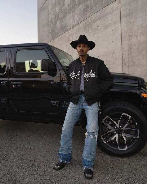 Love for the city 🍎❤️🗽#nyfw | Instagram Cowboy Street Style, Western Outfit Men, Darion Benzo, Famous On Instagram, Outfit Aesthetics, Cowboy Theme, Western Outfit, Stylish Men Casual, Western Look