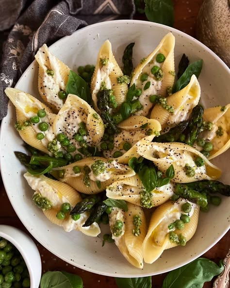 Lemony Ricotta Stuffed Shells with Peas & Asparagus — Daniela's Dish Dinner Party Mains, Ricotta Stuffed Shells, Fresh Basil Pesto, Summer Pasta Dishes, Shell Pasta Recipes, Fresh Peas, Pasta With Peas, Stuffed Shells Ricotta, Spring Pasta