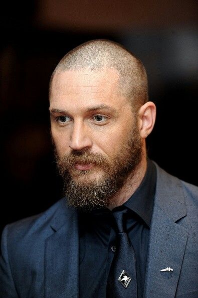 Child 44 premiere 4/16/15 Tom Hardy Tom Hardy Beard, Tom Hardy Variations, Groomed Beard, Bald Beard, Beard Images, Bald Men With Beards, Long Beard Styles, Bald Men Style, Beard Styles Short