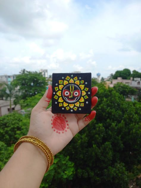 Used a mini canvas board to paint it Jagannath Painting Easy, Lord Jagannath, Easy Mandala Drawing, Mandala Art Therapy, Canvas Drawing, Small Canvas Paintings, Shell Crafts Diy, Mandala Art Lesson, Art And Craft Videos