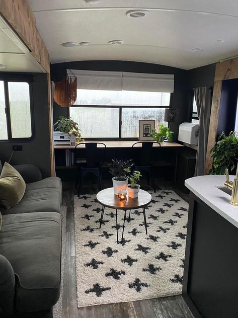 Rv Interior Design, Rv Interior Remodel, Camper Interior Design, Tiny House Camper, Camper Trailer Remodel, Trailer Decor, Diy Camper Remodel, Caravan Interior, Rv Homes