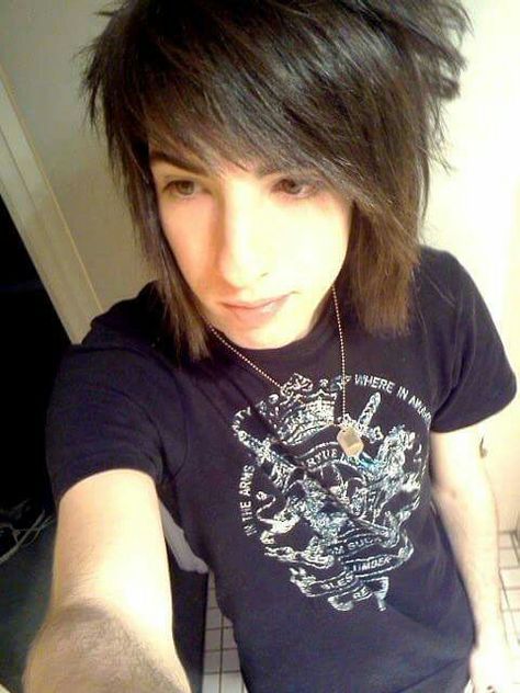 Jordan sweeto Punk Rock Hairstyles, Jordan Sweeto, Emo Scene Boys, Punk Guys, Scene Guys, Bryan Stars, Shannon Taylor, 2000s Punk, Emo Pictures