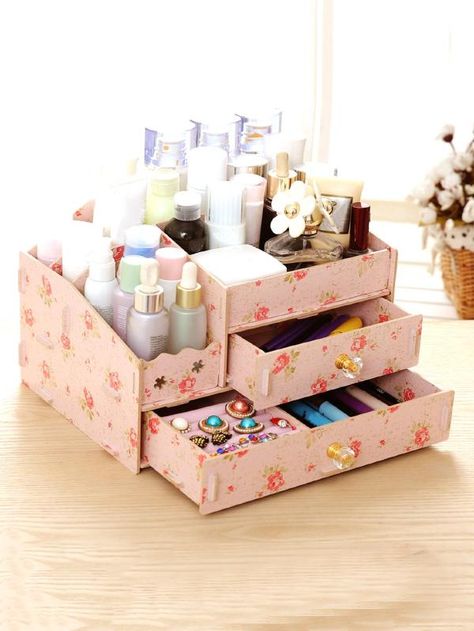 فن الرسم بالمسامير, Penyimpanan Makeup, Drawer Desk, Cardboard Box Crafts, Diy Storage Boxes, Kids Room Organization, Diy Cardboard Furniture, Craft Room Storage, Diy Desk