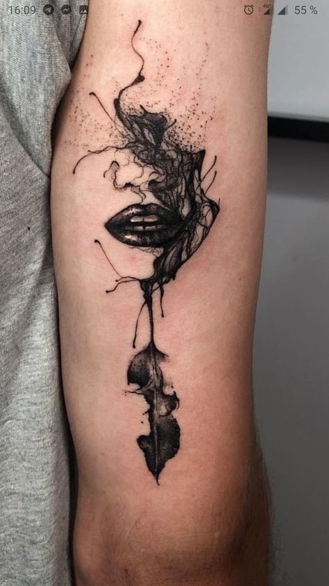 Nape Tattoo, Karma Tattoo, Feminine Tattoo Sleeves, Silhouette Tattoos, Tattoo Simple, Geniale Tattoos, Medusa Tattoo, Beautiful Tattoo, Wrist Tattoos For Women