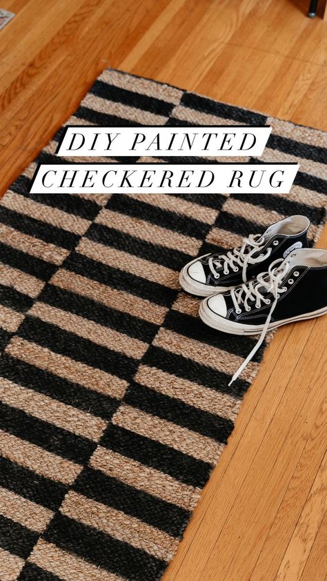 lonefoxhome on Instagram: Back with another fun DIY to keep in mind for your next makeover! I’ve actually made a few of these rugs over the years and they always… Checkered Door Mat, Hallway Diy, Checkered Rug Black And White, Forsyth Checkerboard Rug, Black And White Checkered Rug Aesthetic, Black And White Checker Door Mat, Doormat Diy, Lone Fox, Rug Diy