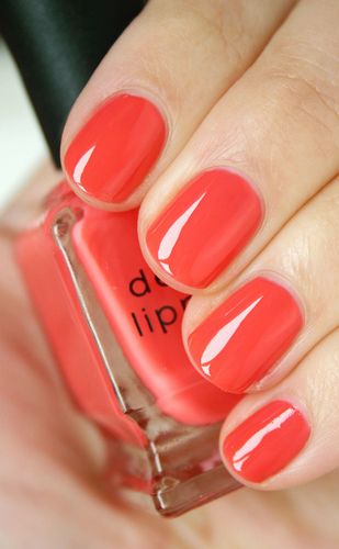 Coral Nail Art, Coral Nail, Coral Nail Polish, Nail Designs For Short Nails, Designs For Short Nails, Coral Nails, Spring Nail Trends, Nail It, Nail Polish Art