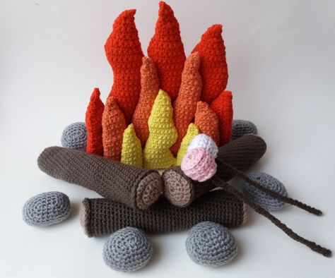 20170618_195504 Crochet Flames Pattern, Crochet Campfire, Coastal Crochet, Crochet School, Pattern For Crochet, Autumn Crochet, Crochet Bunting, Camping Theme Party, Professional Photo Shoot