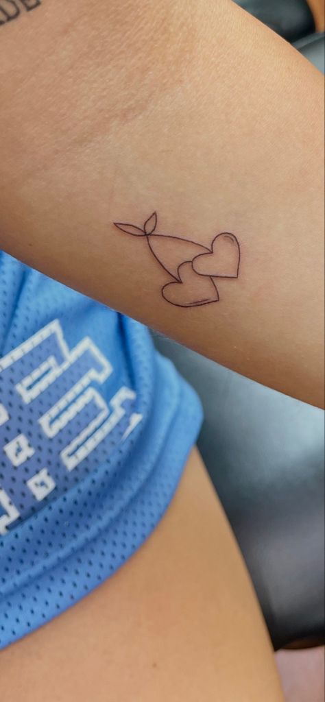 Fine Line Style Tattoo, Fine Line Tattoo Outline, Trendy Fine Line Tattoos, Medium Fine Line Tattoo, Minimal Fine Line Tattoo, Tattoos For Women Fine Line, Tony Tattoo Ideas, Tiny Tattoos Fine Line, Lined Tattoos