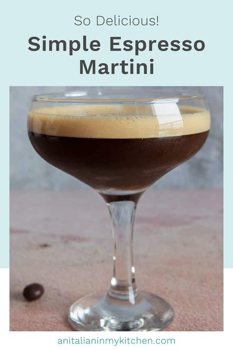 Easy Expresso Martinis, Expresso Martinis Easy, Espresso Martini Recipe Easy, At Home Espresso Martini, Espresso Martini With Kahlua, Homemade Espresso Martini, Esspreso Martini Drink, Dessert Martinis, Expresso Martinis