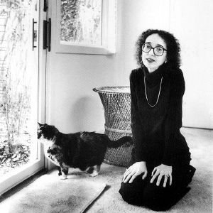 Joyce Carol Oates, New York Women in Communications Matrix Award winner, 1982, Books Patrick Modiano, Celebrities With Cats, Patricia Highsmith, Joyce Carol Oates, Charming Quotes, Writers And Poets, Haruki Murakami, Famous Authors, Charles Bukowski