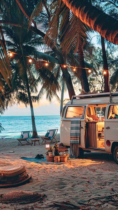 Surf Aesthetic, Vintage Vw Bus, Surf Vibes, Adventure Aesthetic, Dream Beach, Camping Life, Alam Yang Indah, Vw Bus, Beach Vibe