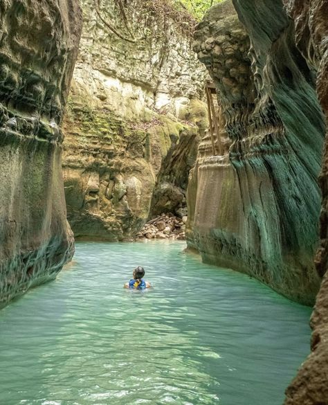 “Here I am among nature in the 27 Waterfalls of Damajagua in the Dominican Republic, which are natural pools that I never thought existed.” There is so much more to Dominican Republic than meets the eye. IG photo by latitudperfecta. Dominican Republic Travel, Castle Aesthetic, Natural Pool, The Dominican Republic, Vacation Places, Beautiful Places In The World, White Sand Beach, Nature Aesthetic, Amazing Destinations