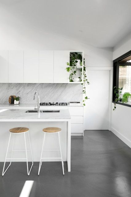 Project 108 - Contemporary - Kitchen - Melbourne - by Embrace Design + Decoration White Cabinets And White Countertops, Best White Kitchens, White Quartz Backsplash, Kitchen Concrete Floor, Concrete Backsplash, White Marble Backsplash, Kitchens White, Backsplash For White Cabinets, Small White Kitchens