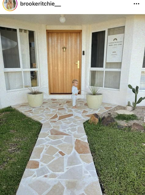 Outdoor Tile Entryway, Crazy Pave Front Entrance, Crazy Pave Porch, Stone Tile Porch, Crazy Pave Entry, Front Patio Tile Ideas, Outdoor Paving Ideas Courtyards, Paver Path Ideas, Crazy Tiles Outdoor