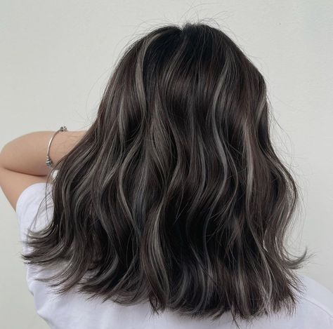 Gray Micro Highlights, Hair Inspo Asian Medium, Black Hair With Micro Highlights, Black Hair Micro Highlights, Grey Face Frame Highlights, Dark Hair Color Ideas Short Hair, Ashy Babylights On Dark Hair Short, Ash Blonde Hair On Black Hair, Subtle Grey Highlights On Dark Hair