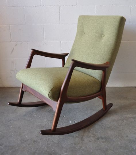 Mid Century Modern Rocking Chair, Contemporary Rocking Chair, Teak Rocking Chair, Wooden Sofa Set Designs, Modern Rocking Chair, Wooden Rocking Chairs, Wood Rocking Chair, Bedroom Garden, Wooden Sofa Set