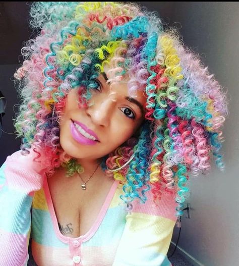 1,079 Likes, 36 Comments - UNICORN ALLIANC3 (@unicornallianc3) on Instagram: “Artist and Entrepreneur @naturallytash CEO of @crownpaint_colors her self made creations are…” Rainbow Curly Hair, Curly Rainbow Hair, Monster Juice, Crown Paint, Rainbow Hair Color, Wig Color, Sweet T, Festival Hair, Hair Reference