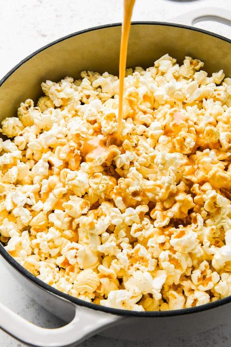 Healthier Homemade Caramel Corn with Maple Syrup Oven Caramel Popcorn, Homemade Caramel Corn Recipe, Homemade Maple Syrup, Homemade Caramel Corn, Maple Caramel, Caramel Corn Recipes, Popcorn Recipes Caramel, Meatless Main Dishes, Pasta Dinner Recipes