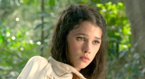 Syrena Arthur Movie, Dark Fairycore Aesthetic, King Arthur Movie, Game Of Thrones Westeros, Lyanna Stark, Astrid Berges Frisbey, On Stranger Tides, Medieval Aesthetic, Fairycore Aesthetic