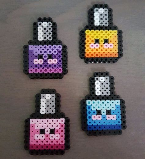 Beads Makeup, Perler Bead Designs, Perler Beads Ideas, Melty Bead Patterns, Perler Ideas, Hamma Beads, Fuse Bead Patterns, Art Perle, Pony Bead Patterns