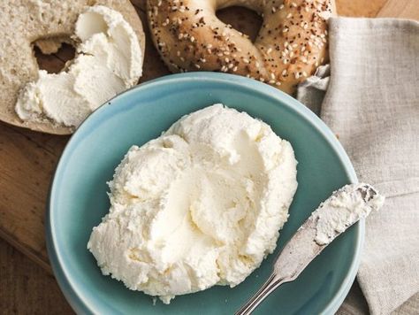 If you have never made your own cream cheese, this week is the week to start. And you should do so with Mary Karlin's recipe in Mastering Fermentation. Made with a one-to-one ratio of cream to whole milk, this creamy spread is unabashedly rich and totally worth every bite. Instant Pot Cream Cheese, Fresh Cheese, Cheese Butter, Cheese Making, Homemade Cheese, Cream Cheese Recipes, Serious Eats, Cheese Recipe, How To Make Cheese