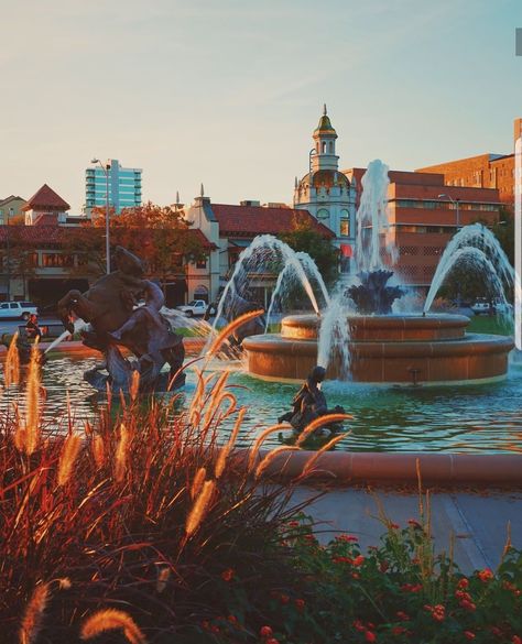 JC Nichols Memorial Fountain, Jeff City, MO Jefferson City Missouri, Southern States, Travel Usa, Missouri, Water, Travel, Quick Saves