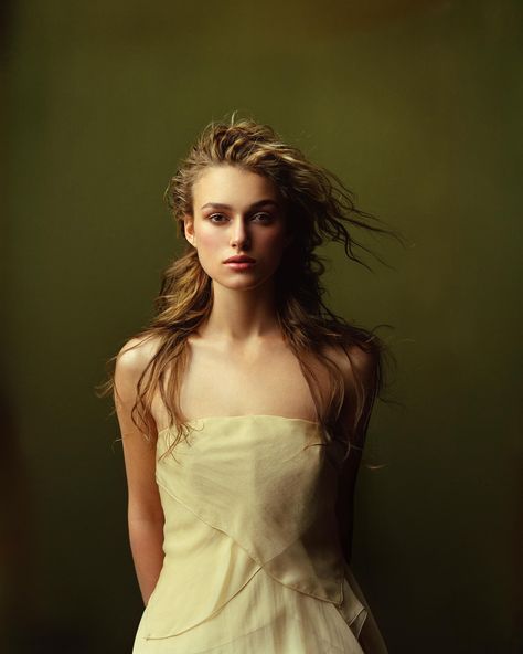 Who is the most desirable star?  Keira Knightley Kiera Knightly, Keira Knightly, James White, Annie Leibovitz, Actrices Hollywood, Amanda Seyfried, Keira Knightley, Facebook Covers, Portrait Inspiration