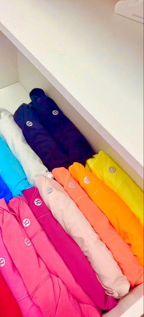 preppy Preppy Lululemon, Preppy Closet, Lululemon Collection, Lulu Outfits, Preppy Inspiration, Lulu Shorts, Shorts Collection, Lululemon Outfits, Preppy Summer Outfits