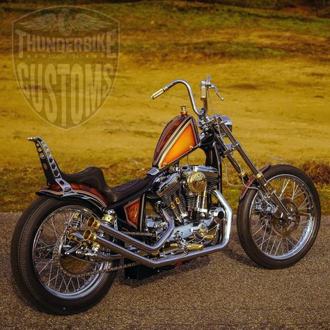 Thunderbike´s project for Harley-Davidson Battle of the Kings 2020 finals is a 1995 Sportster, which has beed rebuilt from the ground to a classic chopper. Triumph Chopper, Ironhead Sportster, Custom Moped, Sportster Chopper, Custom Motorcycles Bobber, Old School Chopper, Custom Sportster, Softail Custom, Bobber Bikes