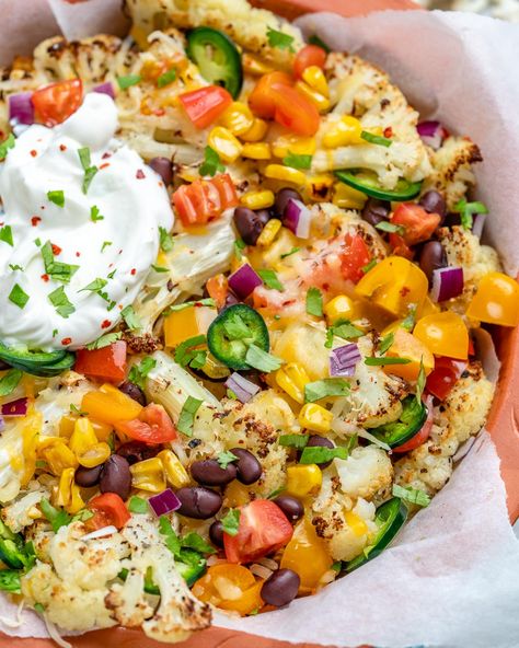 Cauliflower Nachos, Eating Games, Fingerfood Party, Cheesy Cauliflower, Clean Food Crush, Food Crush, Nachos Recipe, Game Day Snacks, Clean Food