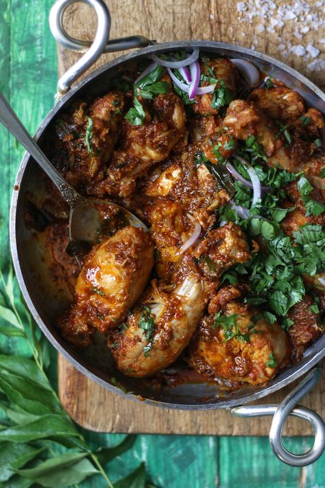 South Indian Chicken Curry/Koduvai Chicken Varuval Curry Chicken Indian Recipes, Chicken Leg Curry, South Indian Dinner Recipes, Chicken Leg Indian Recipes, South Asian Food, South Indian Dishes, South Asian Recipes, South Indian Food Recipes, South Indian Recipes