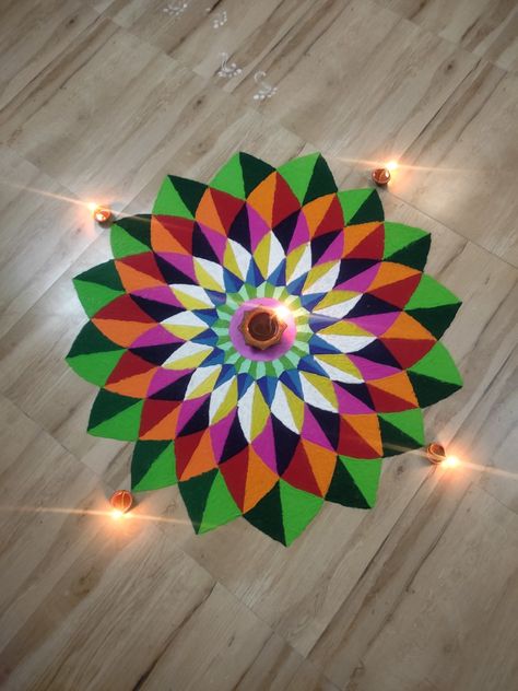 Diwali Geometric Rangoli Designs, Designs For Rangoli, Geometric Rangoli, Rangoli Designs, Geometric Designs, Paper Lamp, Geometric Shapes, Art Ideas, Novelty Lamp